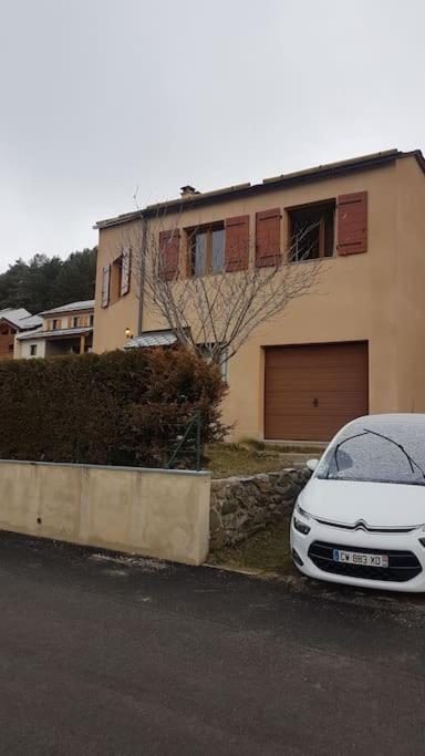 Formigueres Chalet 3 Faces Ideal Famille מראה חיצוני תמונה